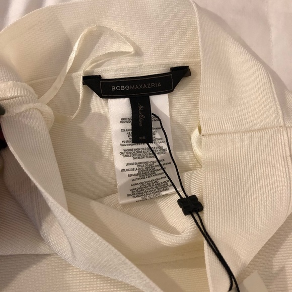 Bcbg maxazria banded pencil skirt. - Picture 3 of 4